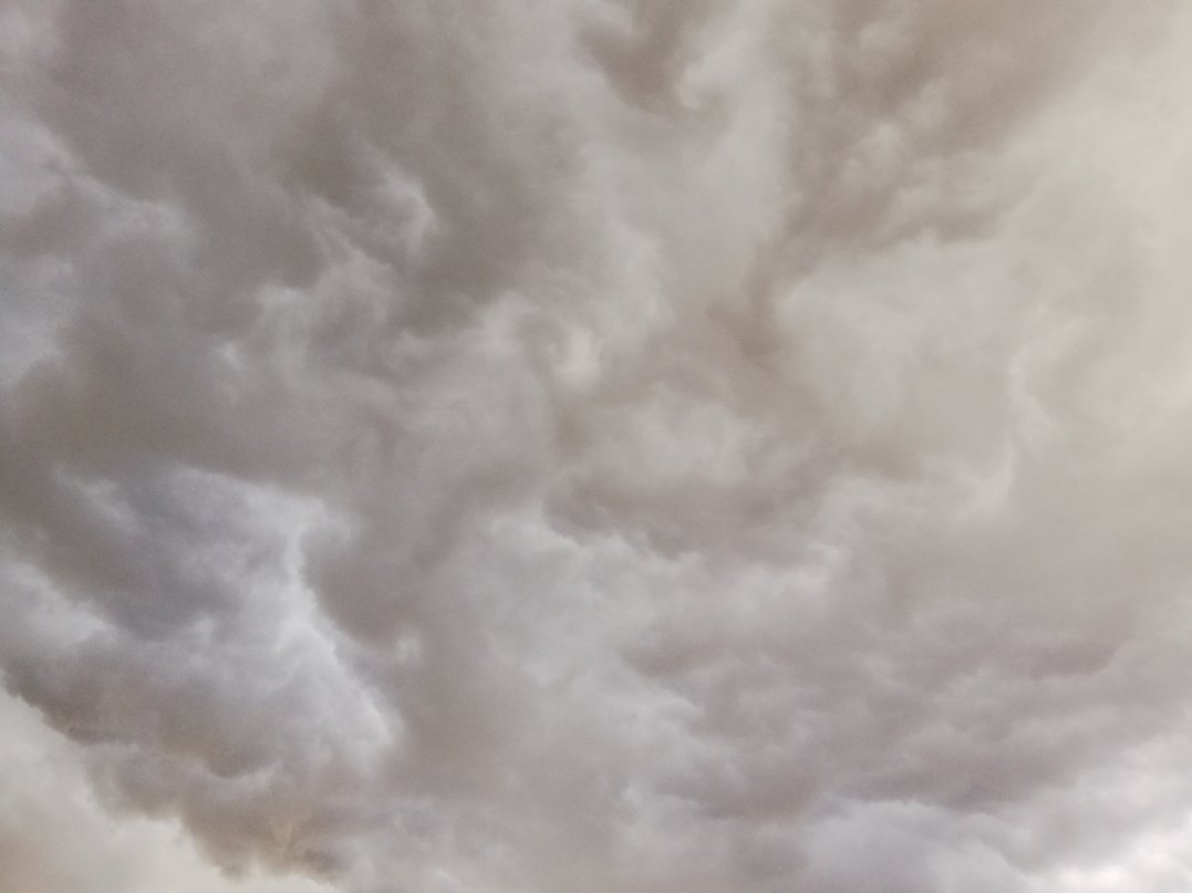 Some thunderstorm-clouds with an interesting layout